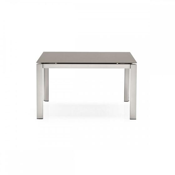 Duca: Table with extendable rectangular top and metal legs Duca: Table with extendable rectangular top and metal legs