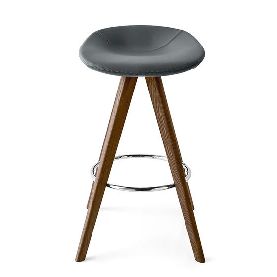 Assist Stool 木製 Kristina Dam Studio Stool Oiled Oak - Batten Home