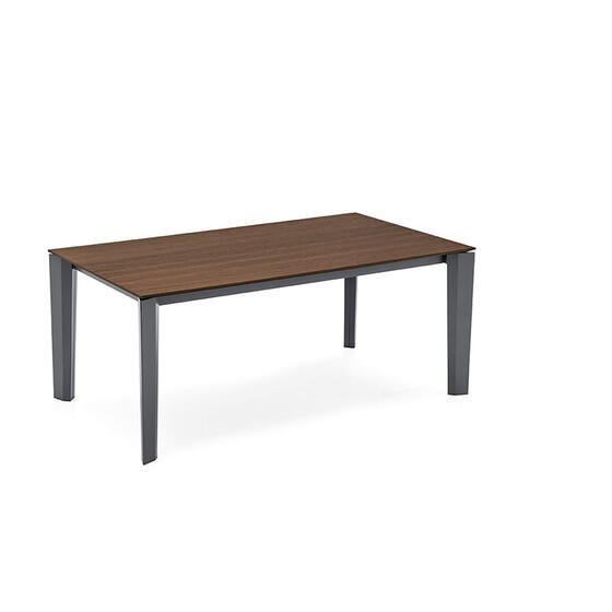 Delta: Table with extendable rectangular top and metal legs