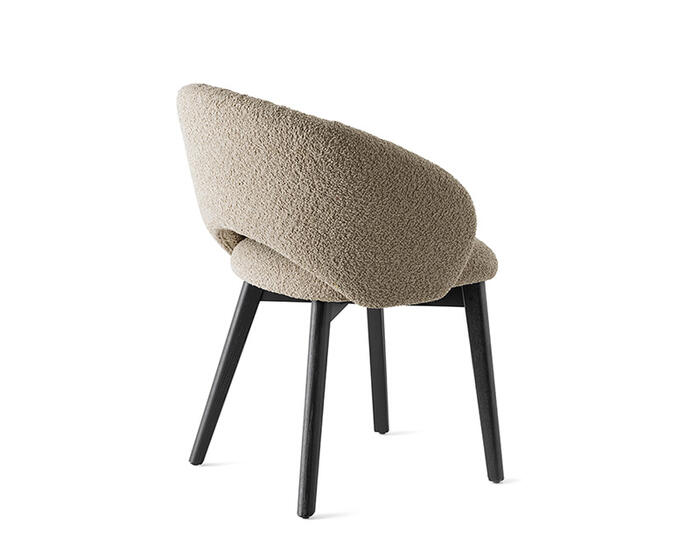 Anime: Padded armchair with wooden legs | Calligaris Boca Raton