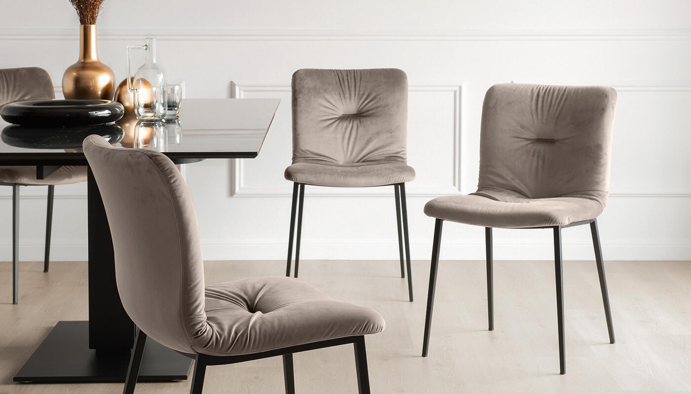 Annie: Chair with plush seat and metal base | Calligaris Boca Raton