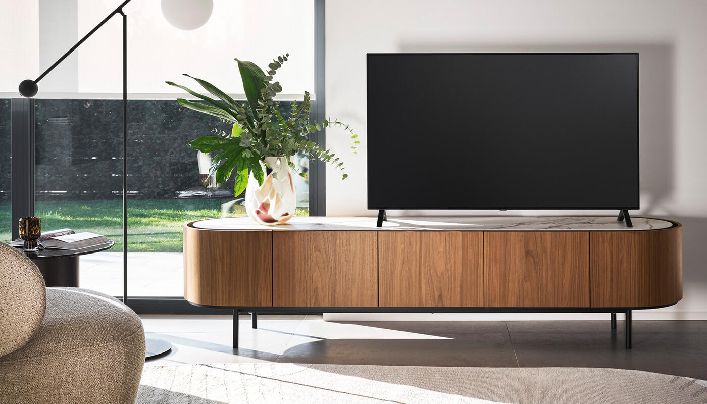 Lake: Large rounded TV bench | Calligaris Boca Raton